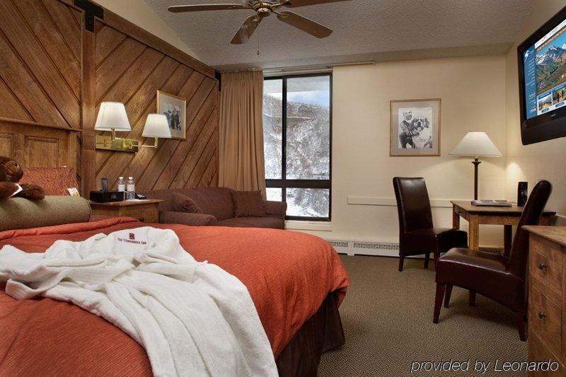 Stonebridge Inn, A Destination By Hyatt Residence Snowmass Village Room photo