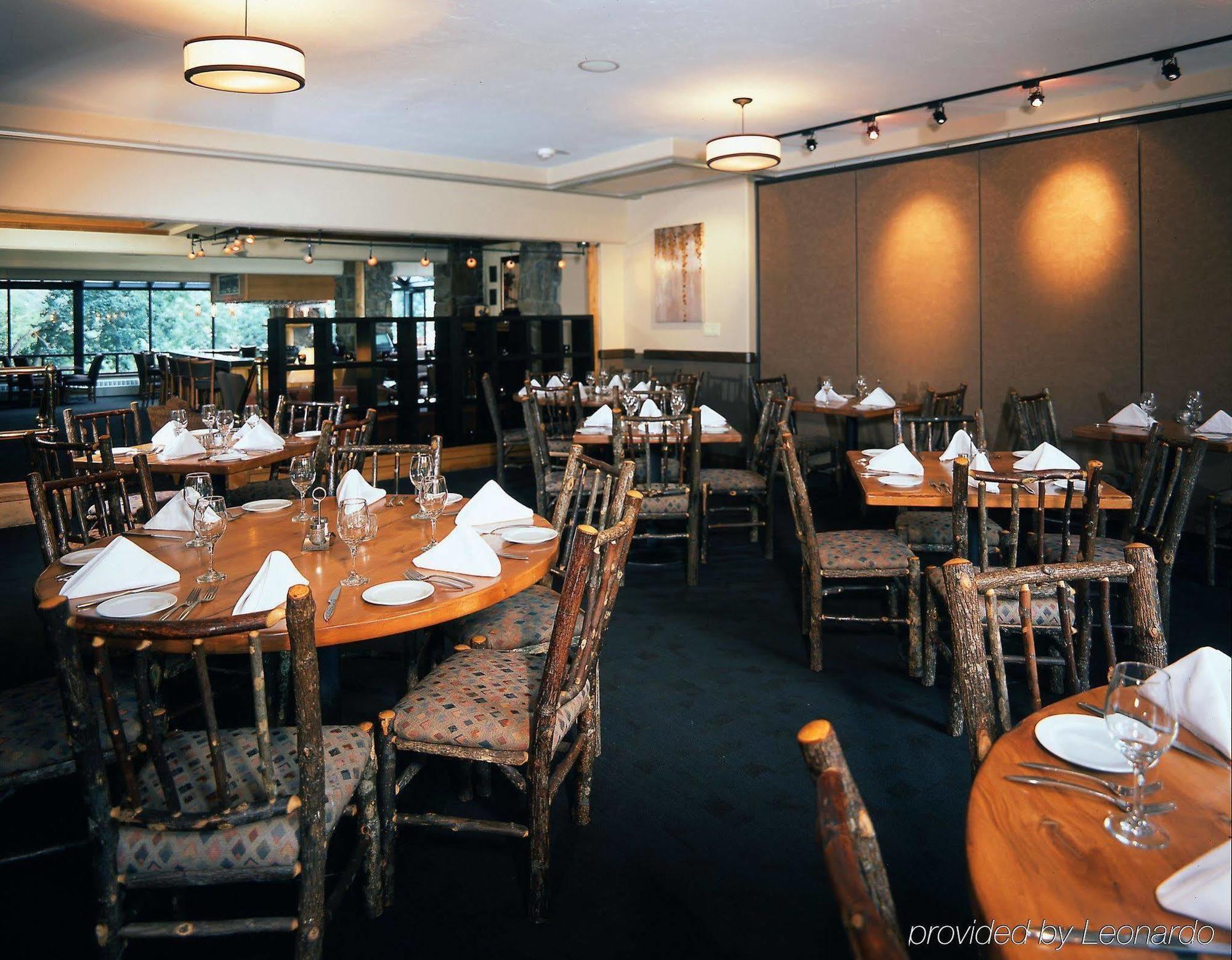 Stonebridge Inn, A Destination By Hyatt Residence Snowmass Village Restaurant photo